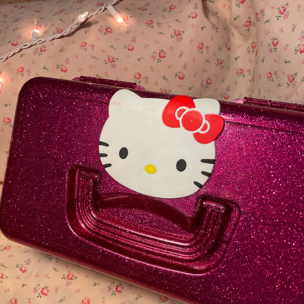 HelloKitty Makeup organizer - Picture 3 of 6